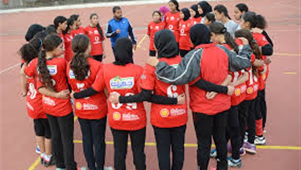 ناشئات اليد مواليد