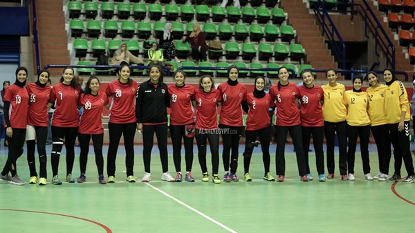 الفريق الاول لسيدات