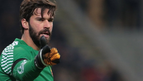 أليسون بيكر