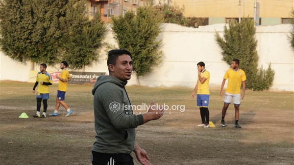  مدرب فريق الشباب