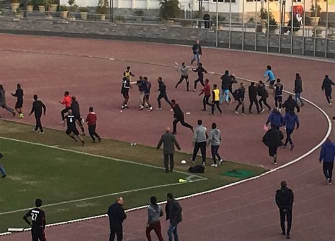 وان ثري يفتح ملف