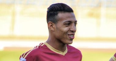 الأهلي يقترب من ضم