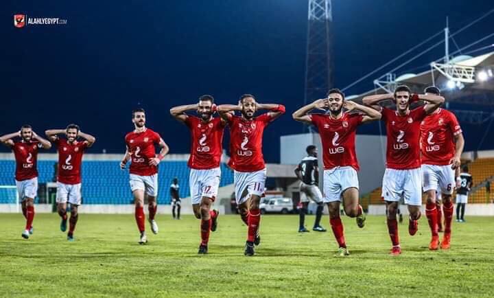 شاهد| نجوم الأهلي