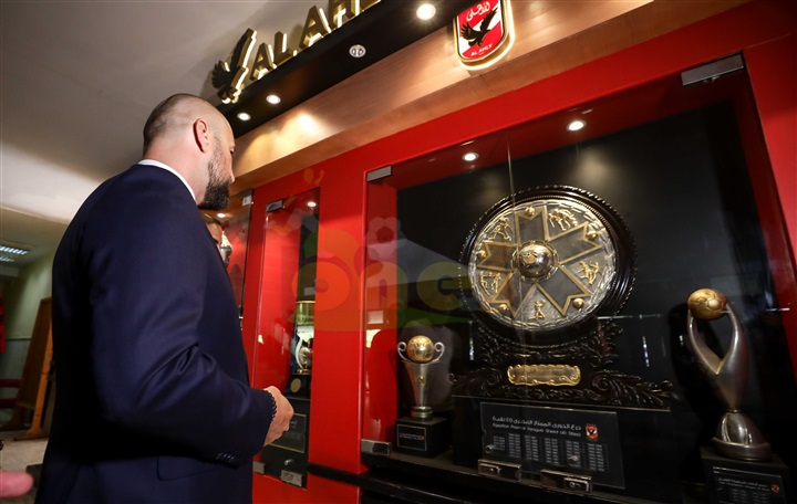 شاهد.. أول تعليق