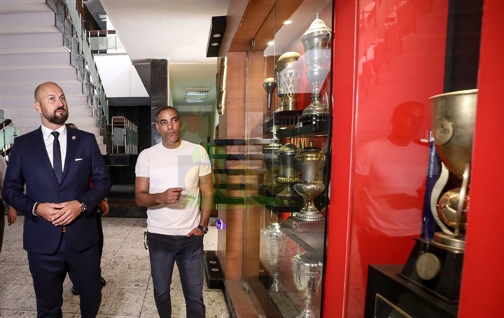 شاهد.. أول تعليق