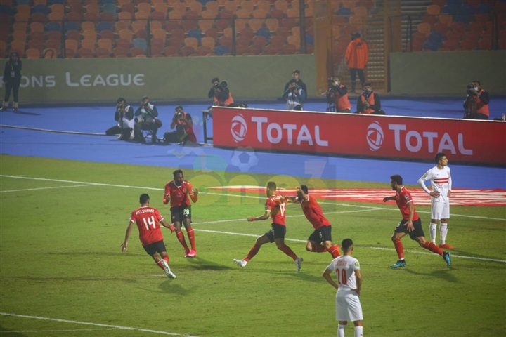 شاهد| الأهلي يواصل