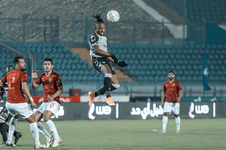 شاهد..شوط أول سلبي