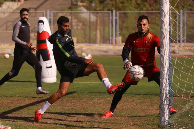 شاهد.. لاعب الأهلي