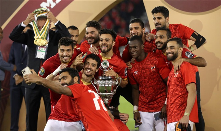 شاهد.. الخطيب يُفاجئ